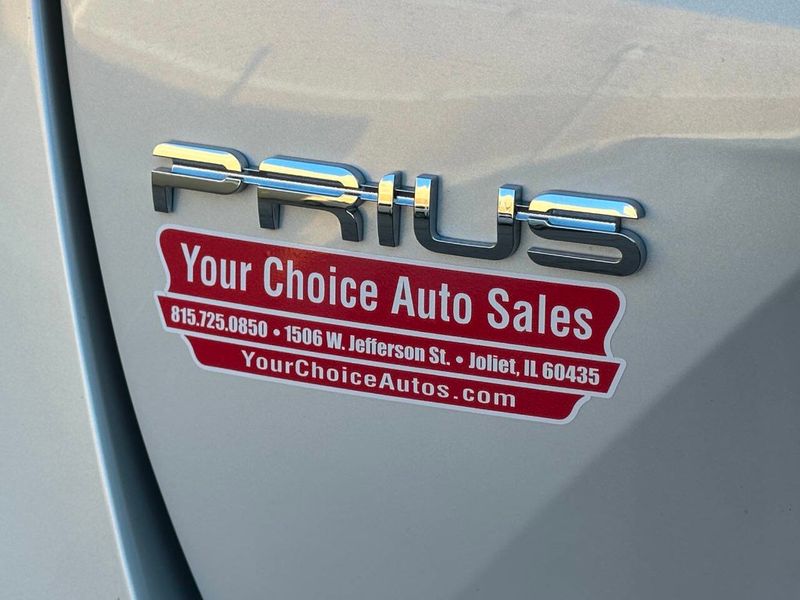 2021 Toyota Prius LE - 22909636 - 3