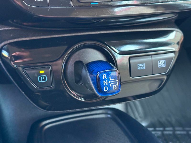 2021 Toyota Prius LE - 22909636 - 40