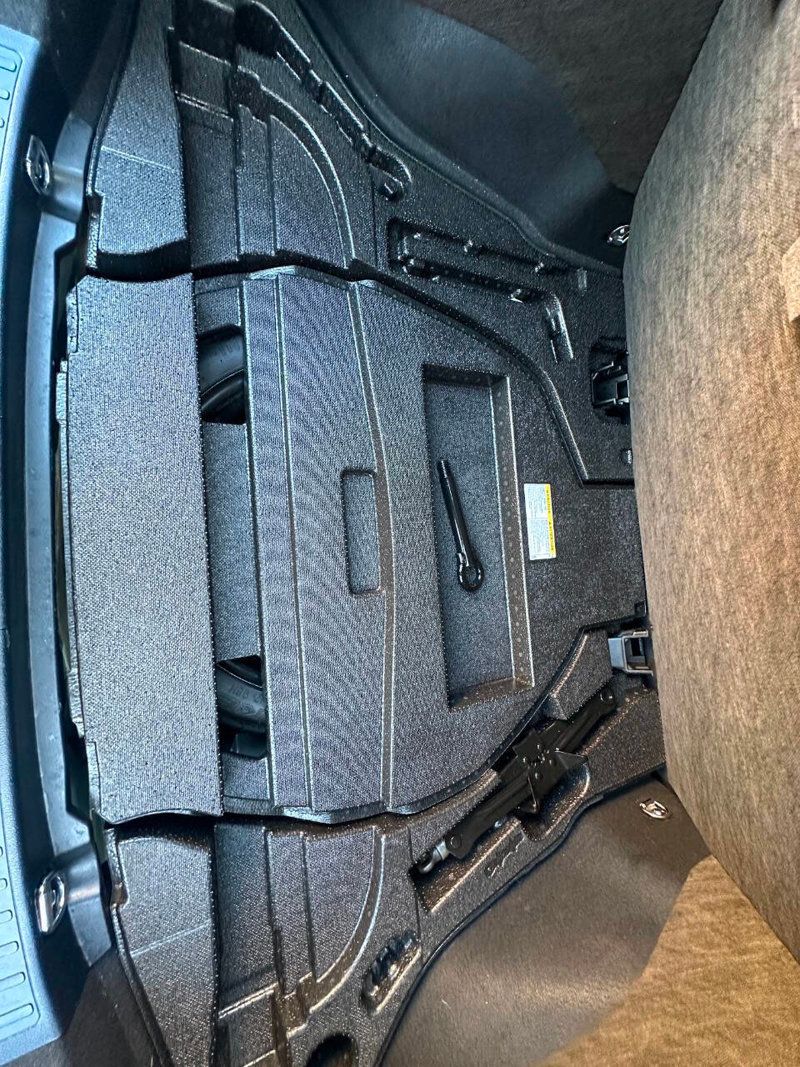 2021 Toyota Prius LE - 22909636 - 6