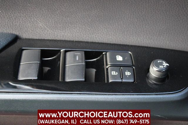 2021 Toyota Prius XLE - 22921987 - 31