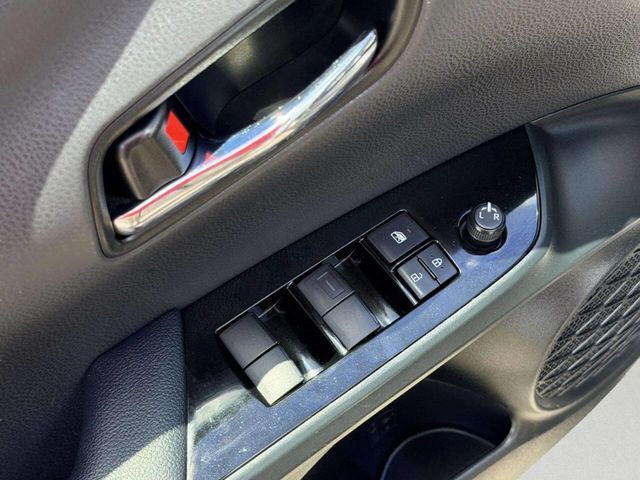 2021 Toyota Prius XLE - 23040942 - 14