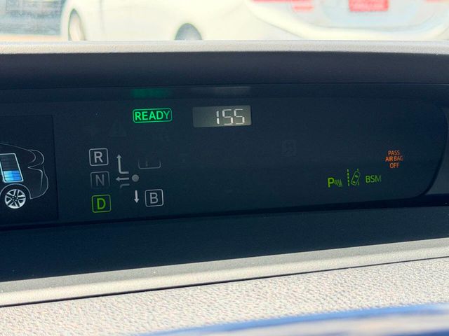 2021 Toyota Prius XLE - 23040942 - 38