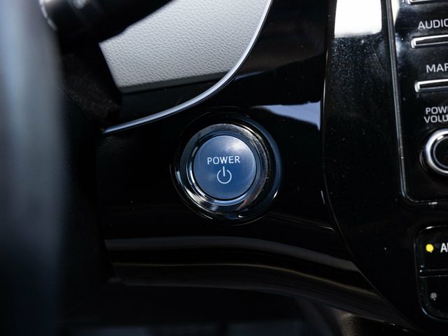 2021 Toyota Prius XLE AWD-e, Advanced Technology Package, Head-Up Display - 22952639 - 32