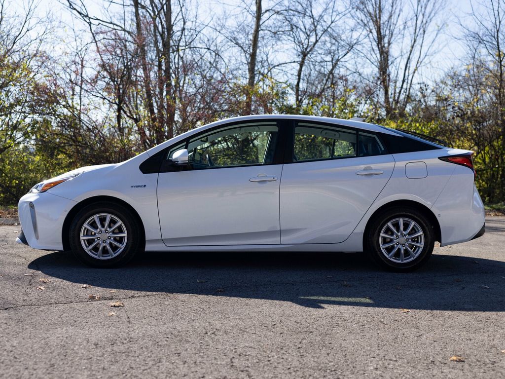 2021 Toyota Prius XLE AWD-e, Advanced Technology Package, Head-Up Display - 22952639 - 3