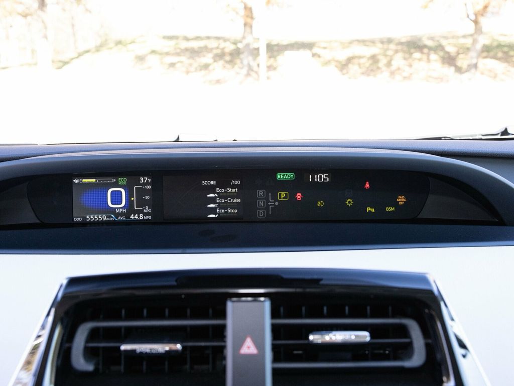 2021 Toyota Prius XLE AWD-e, Advanced Technology Package, Head-Up Display - 22952639 - 39