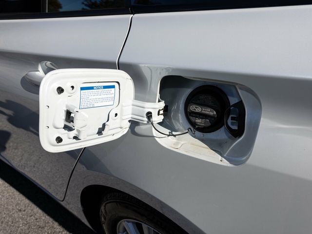 2021 Toyota Prius XLE AWD-e, Advanced Technology Package, Head-Up Display - 22952639 - 47