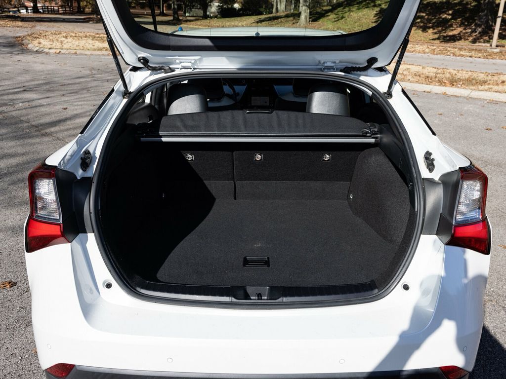 2021 Toyota Prius XLE AWD-e, Advanced Technology Package, Head-Up Display - 22952639 - 48