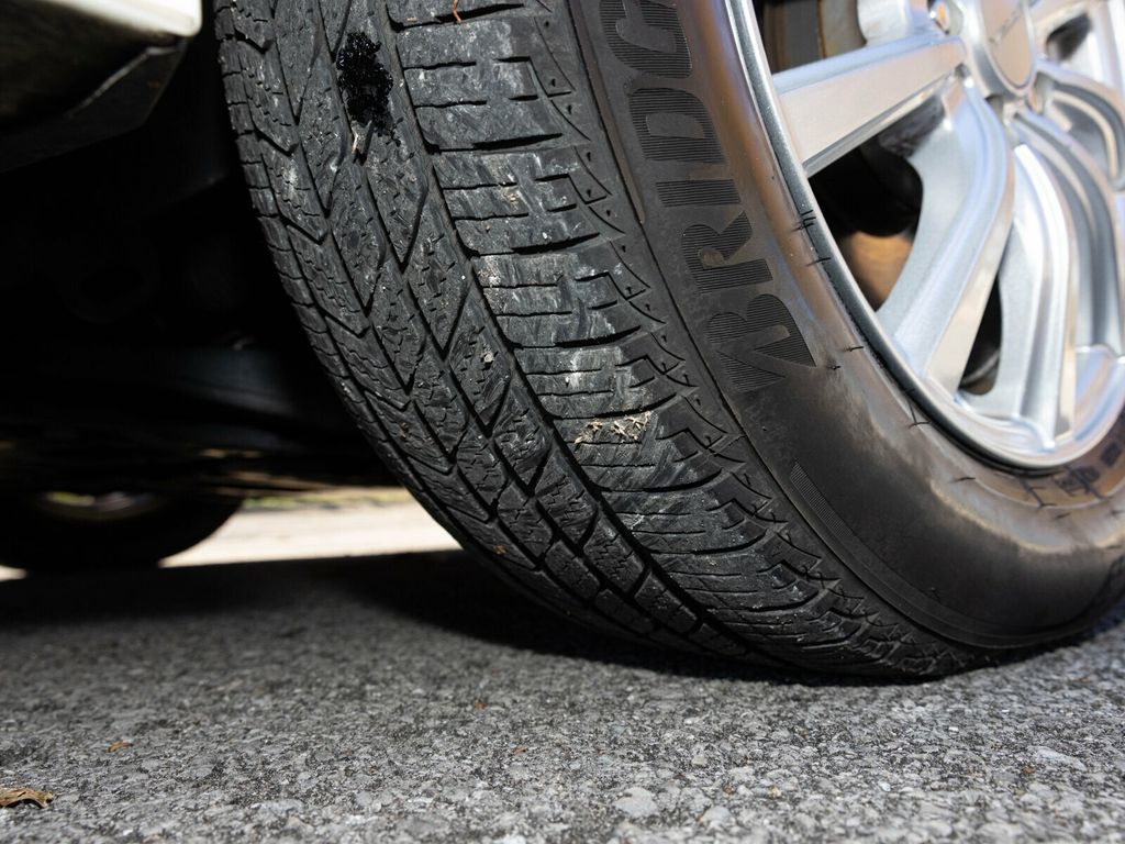 2021 Toyota Prius XLE AWD-e, Advanced Technology Package, Head-Up Display - 22952639 - 64