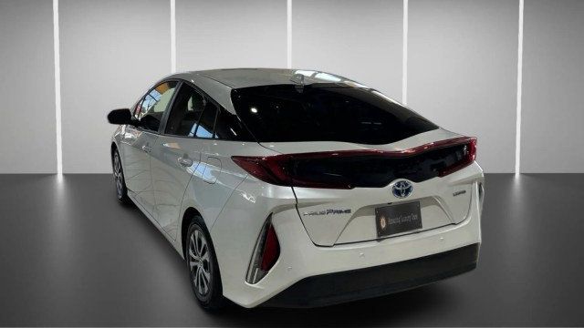 2021 Toyota Prius Prime LE - 22982582 - 4