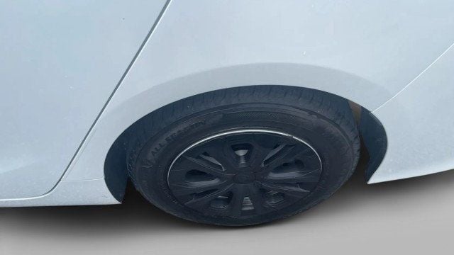 2021 Toyota Prius Prime LE - 23048748 - 11