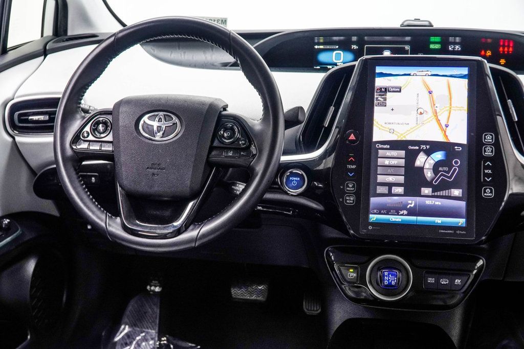Toyota Prius photo 18