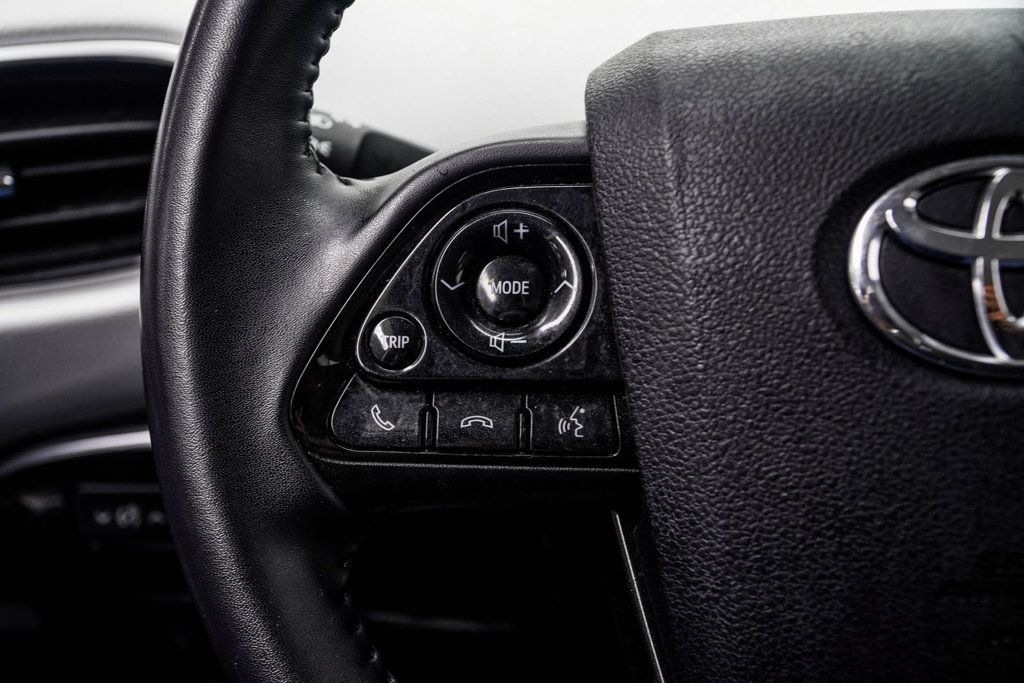 Toyota Prius photo 29