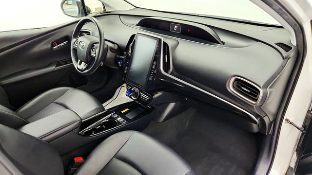 2021 Toyota Prius Prime XLE - 23054763 - 21