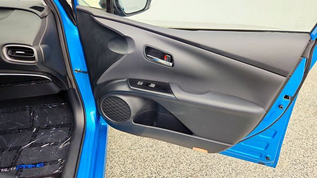 2021 Toyota Prius Prime XLE - 23063794 - 23