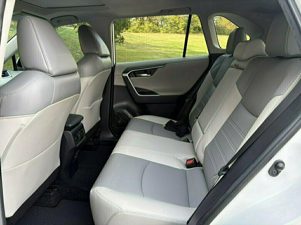 2021 Toyota RAV4 1 Owner VERY LOW MILES Loaded Clean Nav 615-300-6004 - 23100034 - 25