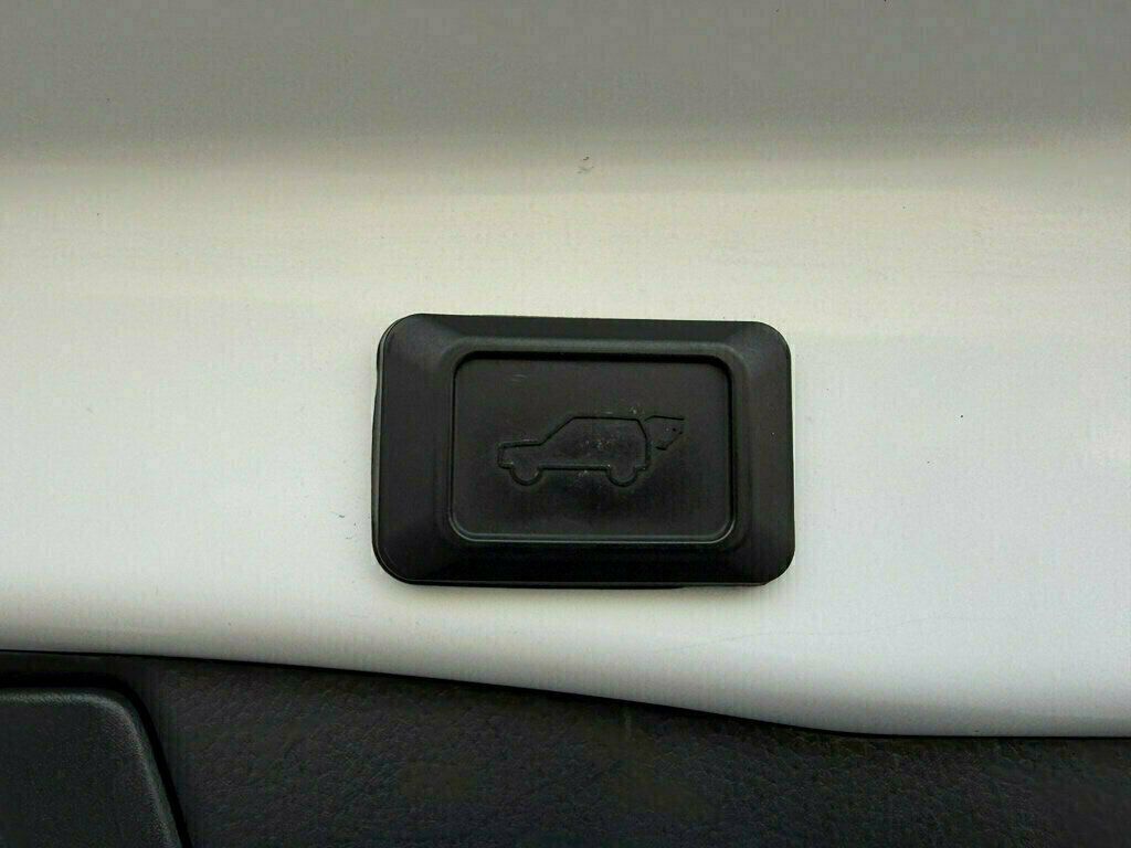 2021 Toyota RAV4 1 Owner VERY LOW MILES Loaded Clean Nav 615-300-6004 - 23100034 - 29