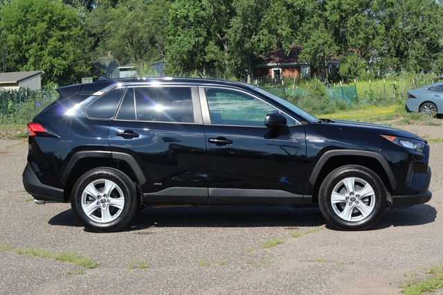 2021 Toyota RAV4 AWD HYBRID LE  - 23052723 - 1