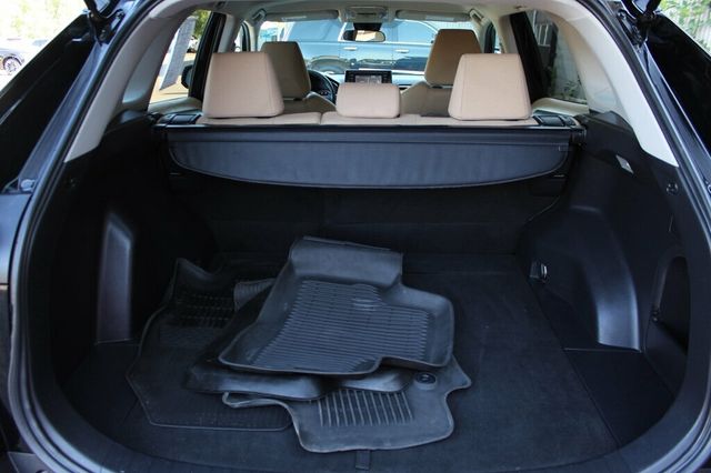 2021 Toyota RAV4 AWD HYBRID LE  - 23052723 - 28