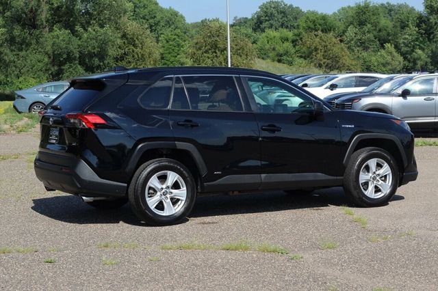 2021 Toyota RAV4 AWD HYBRID LE  - 23052723 - 2