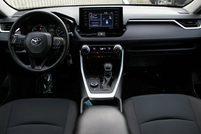 2021 Toyota RAV4 AWD HYBRID LE  - 23053274 - 11