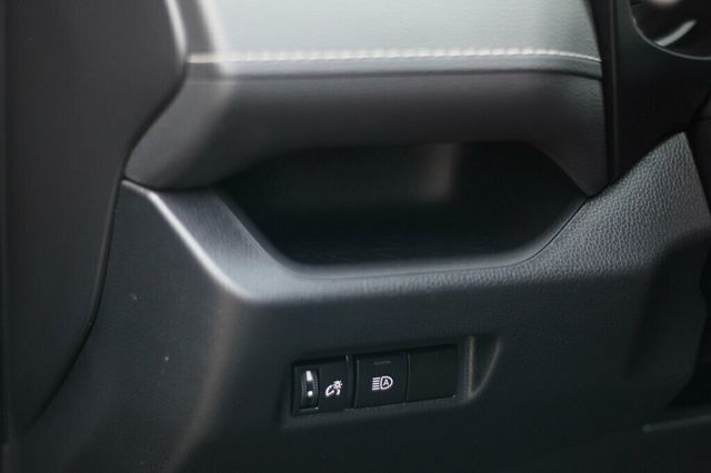 2021 Toyota RAV4 AWD HYBRID LE  - 23053274 - 20