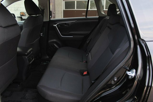 2021 Toyota RAV4 AWD HYBRID LE  - 23053274 - 24
