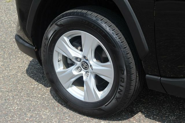 2021 Toyota RAV4 AWD HYBRID LE  - 23053274 - 30