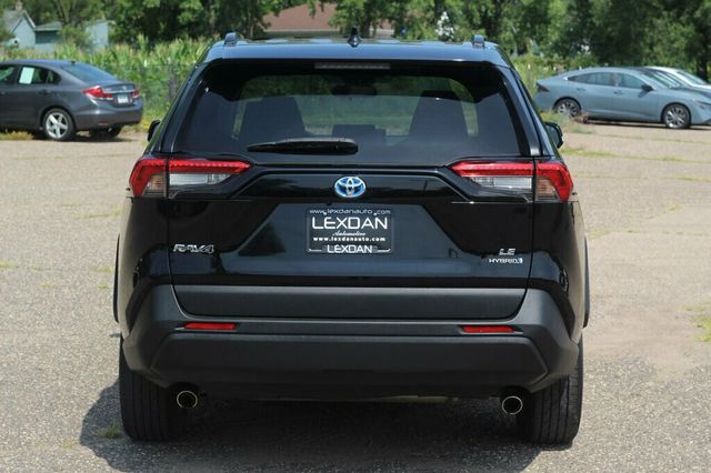 2021 Toyota RAV4 AWD HYBRID LE  - 23053274 - 4