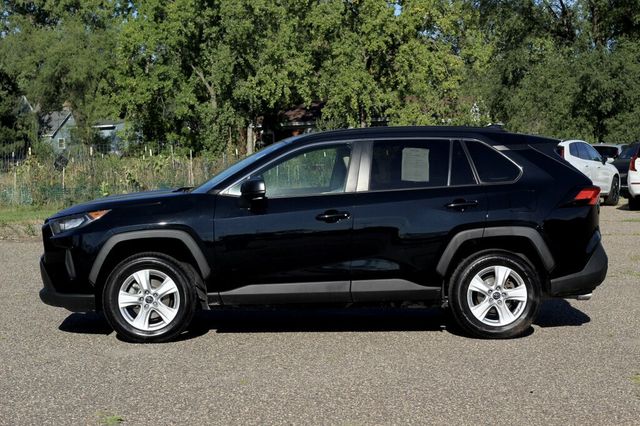 2021 Toyota RAV4 AWD HYBRID LE  - 23075671 - 16