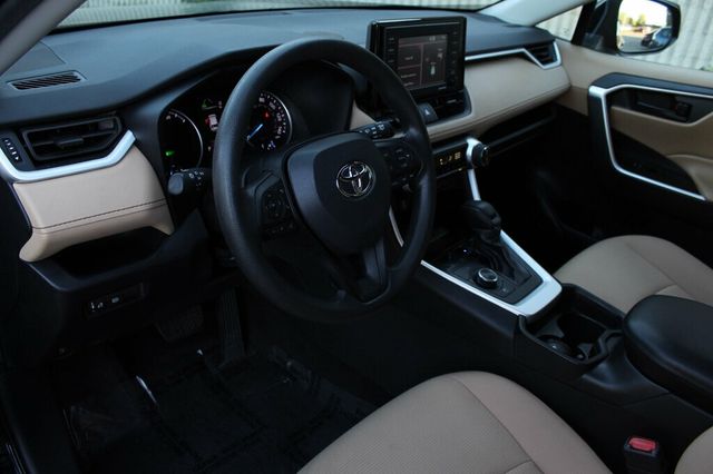 2021 Toyota RAV4 AWD HYBRID LE  - 23075671 - 23