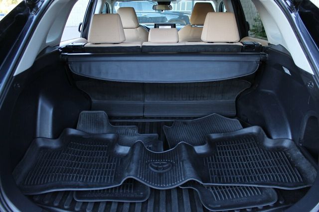 2021 Toyota RAV4 AWD HYBRID LE  - 23075671 - 28