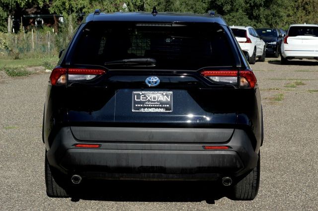 2021 Toyota RAV4 AWD HYBRID LE  - 23075671 - 4