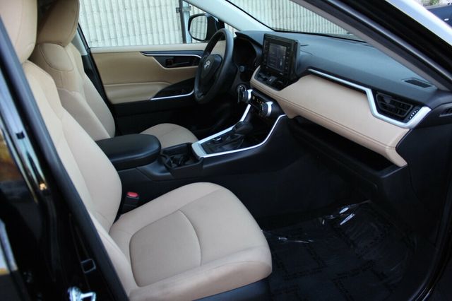 2021 Toyota RAV4 AWD HYBRID LE  - 23075671 - 7