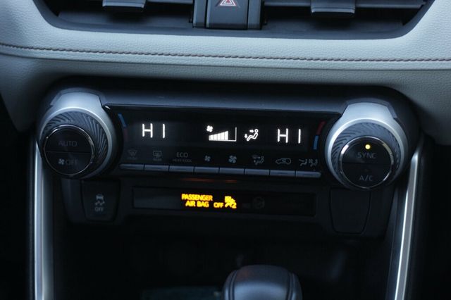 2021 Toyota RAV4 AWD HYBRID XLE  - 22965615 - 13