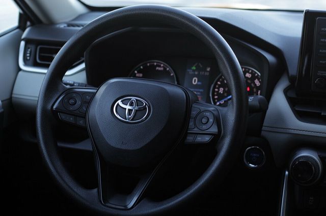 2021 Toyota RAV4 AWD HYBRID XLE  - 22965615 - 26