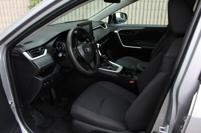 2021 Toyota RAV4 AWD LE HYBRID W/ BLIND SPOT MONITOR - 23085608 - 20