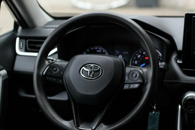 2021 Toyota RAV4 AWD LE HYBRID W/ BLIND SPOT MONITOR - 23085608 - 24