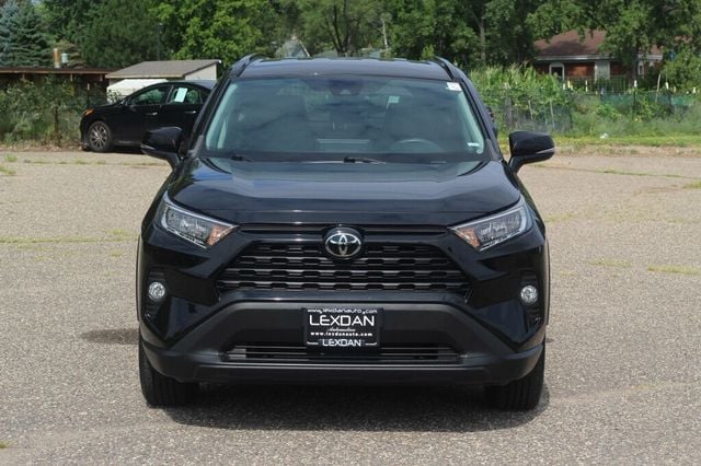 2021 Toyota RAV4 AWD XLE W/ NEW TIRES - 23047454 - 3