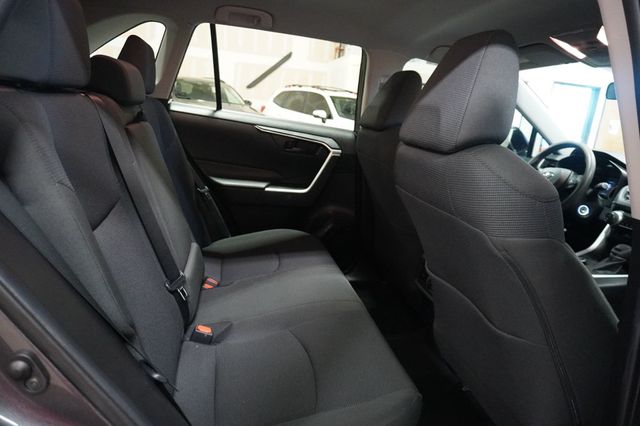 2021 Toyota RAV4 Hybrid LE AWD - 23021242 - 10