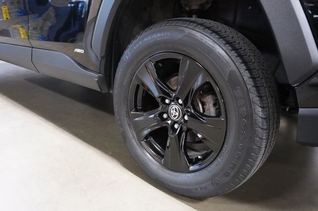 2021 Toyota RAV4 Hybrid LE AWD - 23022639 - 4