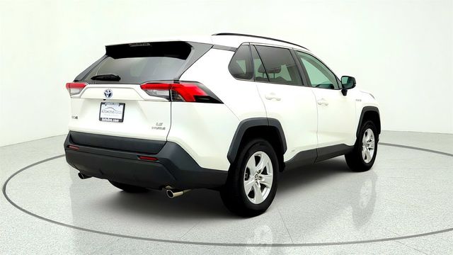 2021 Toyota RAV4 Hybrid LE AWD - 23029244 - 4