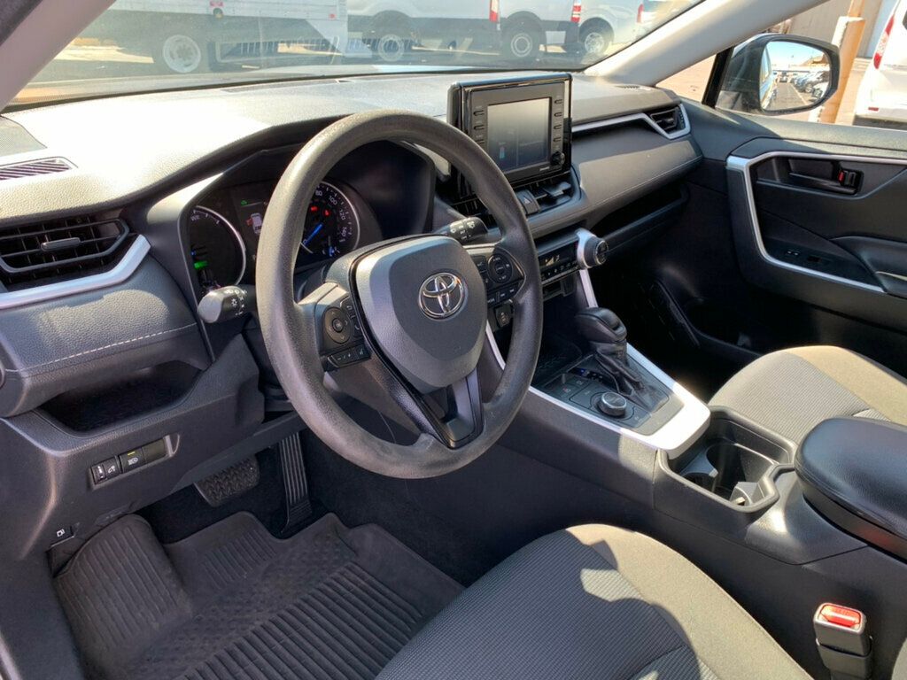 2021 Toyota RAV4 Hybrid LE AWD 1-Owner - 22923090 - 12