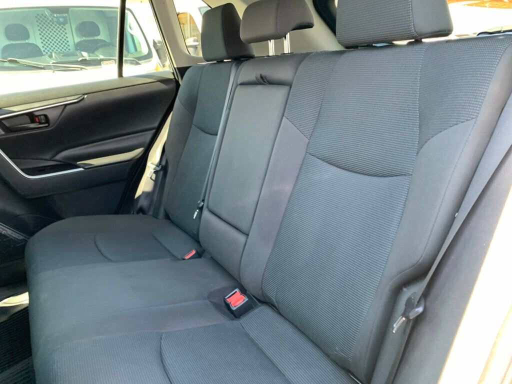 2021 Toyota RAV4 Hybrid LE AWD 1-Owner - 22923090 - 21