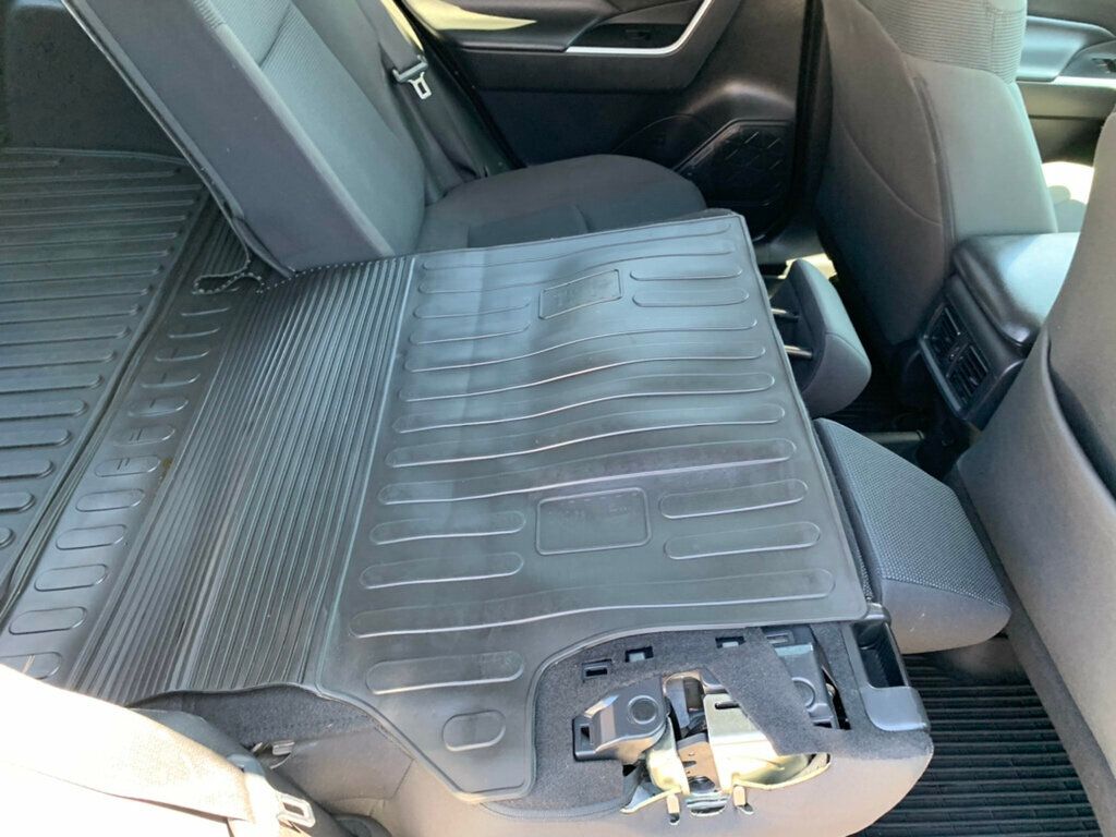 2021 Toyota RAV4 Hybrid LE AWD 1-Owner - 22923090 - 29