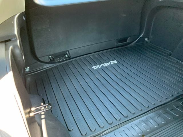 2021 Toyota RAV4 Hybrid LE AWD 1-Owner - 22923090 - 30