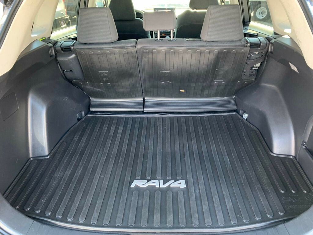 2021 Toyota RAV4 Hybrid LE AWD 1-Owner - 22923090 - 33