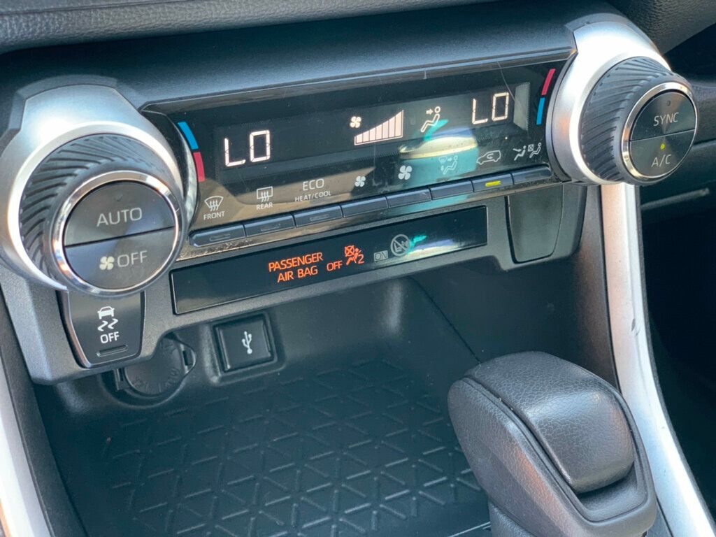 2021 Toyota RAV4 Hybrid LE AWD 1-Owner - 22923090 - 39