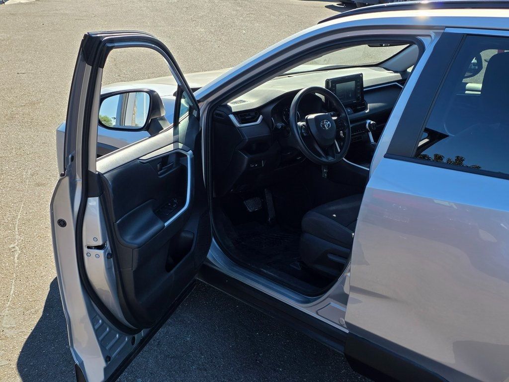 2021 Toyota RAV4 Hybrid LE AWD *Ltd Avail* - 22932777 - 36