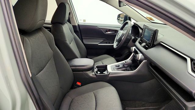 2021 Toyota RAV4 Hybrid XLE AWD - 23100384 - 22