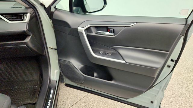 2021 Toyota RAV4 Hybrid XLE AWD - 23100384 - 24